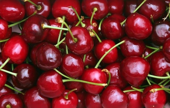 Cách chữa hôi miệng tại nhà bằng cherry